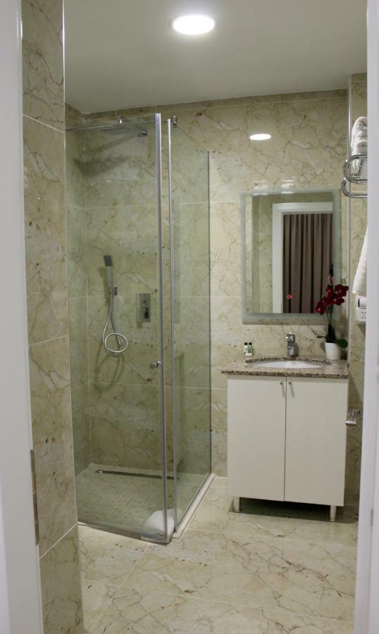 Ramel Hotel Tiranë Luaran gambar