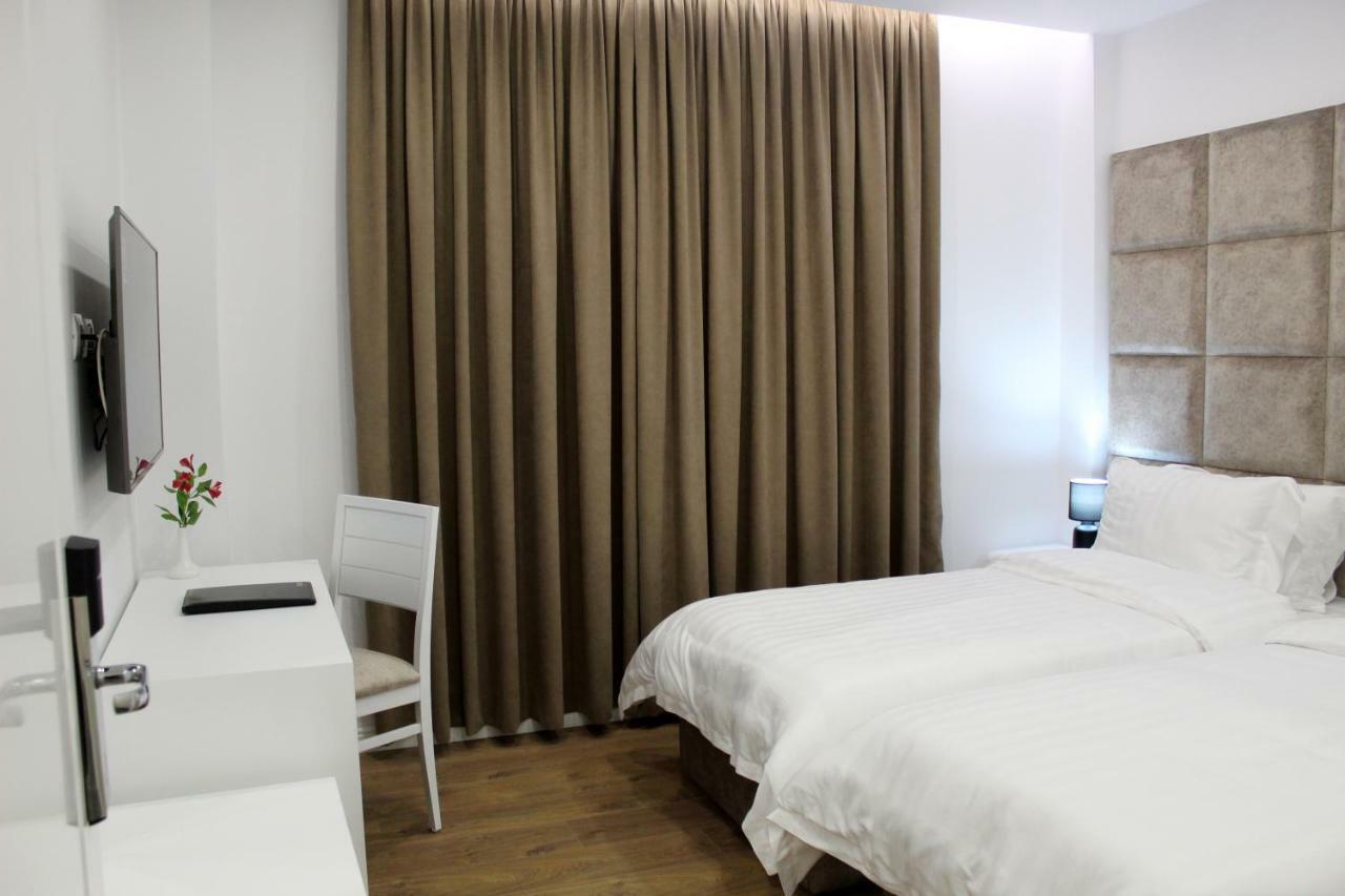 Ramel Hotel Tiranë Luaran gambar