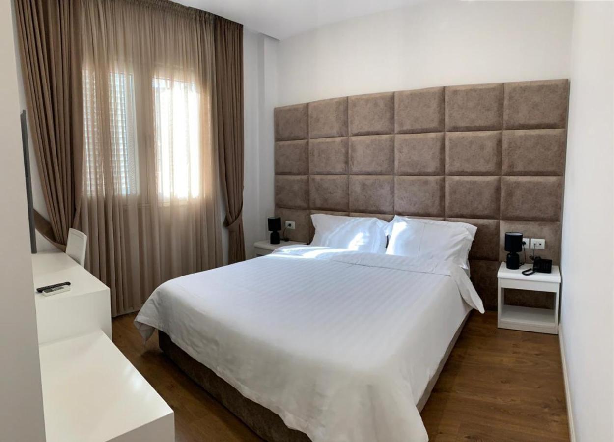 Ramel Hotel Tiranë Luaran gambar